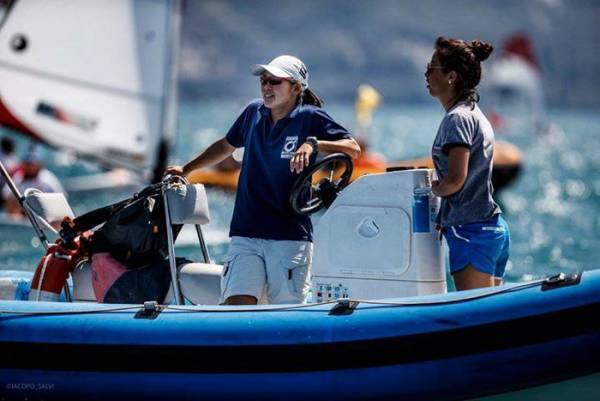 ちょっとヨットビーチマリーナ江ノ島【ヨット教室 無料説明会】楽しく遊び、学べる！幼児から大学生まで集まるちょっとヨットクラブにて新規生徒募集中！