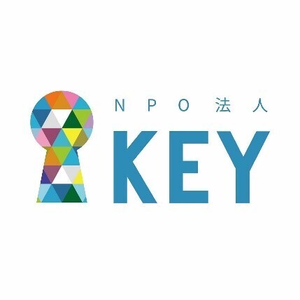 樟葉駅前広場活用第4回実証実験 異国のナイトマーケットを彷彿とさせる屋台グルメや雑貨が約40店舗揃います。「くずは夜市 ヨイノクチ」を開催