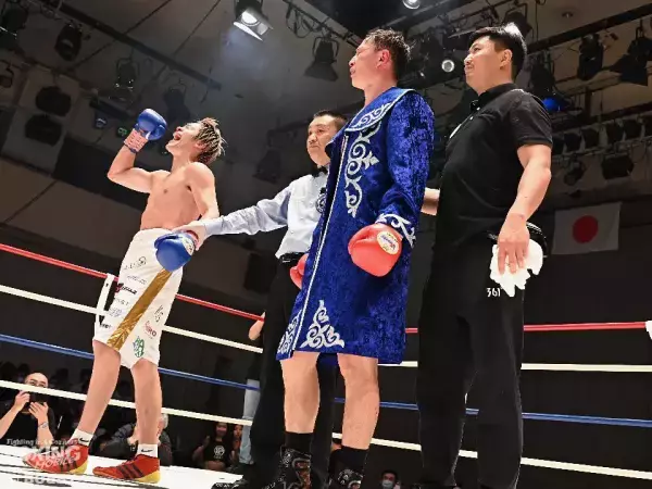 日本5階級制覇、父・湯場忠志を超え、目指すは世界一！　第3代日本ライト級ユース王者・湯場海樹がRDXメディア「GLORY BEYOND DREAMS」に登場！