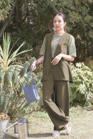 SHOO･LA･RUE（シューラルー） ベッキーさんが着こなす、着るだけで爽やかな夏のコーデが叶う 新作コレクションを公開！