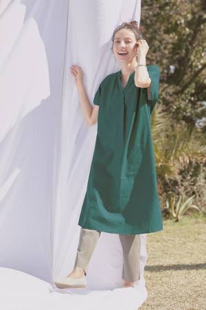 SHOO･LA･RUE（シューラルー） ベッキーさんが着こなす、着るだけで爽やかな夏のコーデが叶う 新作コレクションを公開！