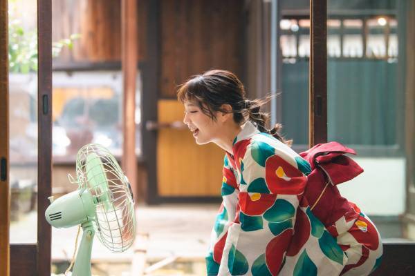 2023年夏祭りや花火大会は浴衣をレンタルして出かけよう！浴衣持ち帰り可能な新レンタルプランをご紹介。