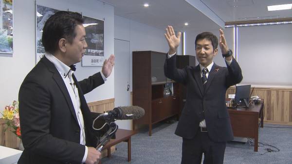 新企画「センセイ！そこんとこどーなん？」スタート 春香クリスティーンが、地方政治の「いま」を直撃