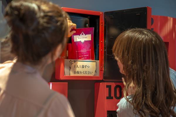 スヌーピーとリアル脱出ゲームのSCRAPが＜謎解き＞でコラボレーションした SCRAP×SNOOPY謎解きプロジェクト『スヌーピーと不思議な絵』 2023年8月10日(木)より大阪での開催が決定。