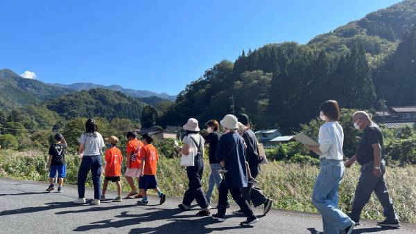 大阪国際大学「鹿野ちゃれっじ」鳥取市長からの感謝状の受領について宮本学長へご報告