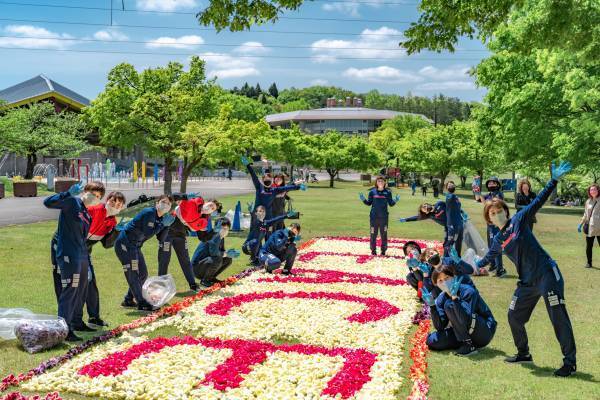 県内８カ所！30万輪のチューリップで描く『TOYAMA SMILE FLOWER CARPET 2023』今年も開催！