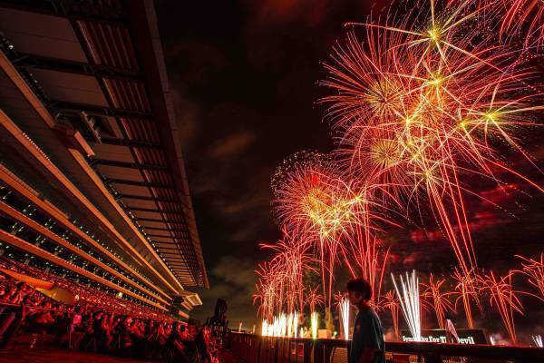 東京SUGOI花火2023 「Yuming 50th Anniversary 〜真夏の夜の夢〜」東京競馬場に集結“SUGOI”花火チーム発表！ 中嶌結希（花火テクニカル・ディレクター）からのコメント到着！ 明日から一般発売スタート、大好評につき座席エリア拡大！