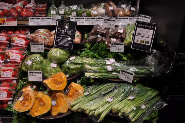 宝塚市内初出店！毎日のお買い物にぴったりの幅広い品ぞろえで宝塚エリアのお客様に「ライフらしさ」をお届け！　3/15（水）、「ライフ宝塚中山寺店」がオープン