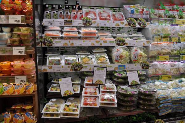 宝塚市内初出店！毎日のお買い物にぴったりの幅広い品ぞろえで宝塚エリアのお客様に「ライフらしさ」をお届け！　3/15（水）、「ライフ宝塚中山寺店」がオープン