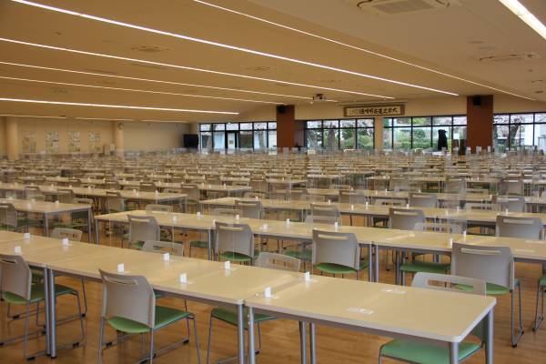 中高生へこころもおなかも満たす温かい食事を提供