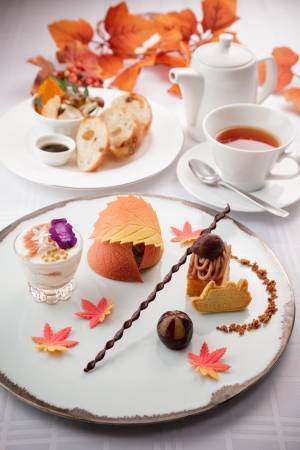 ～ 琵琶湖汽船×びわ湖ホール×叶 匠壽庵 コラボ企画 ～ 「ビアンカ アフタヌーンティークルーズ」 運航日：2023年10月22日（日）