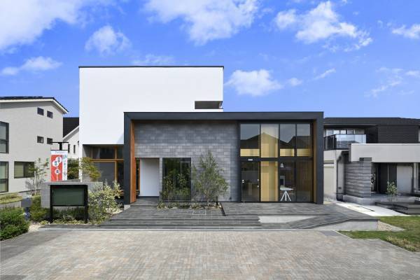 最新のモデルハウスをメタバース上で体験！ ゼロホームVR住宅展示場を公開！