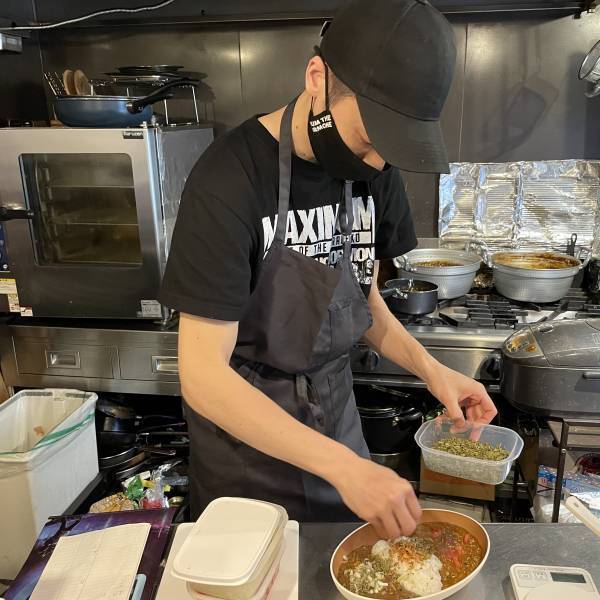 【生涯無料】間借りカレー「店名募集中」が神田にオープン/名付け親を募集致します。