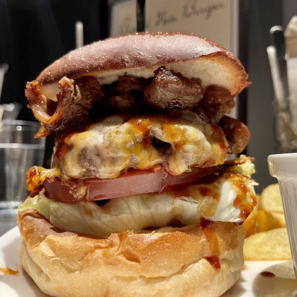 【シェアレストラン卒業】Brand New Burgerが牛込柳町に実店舗オープン！