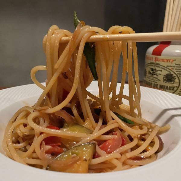 東京・中目黒【一流フレンチシェフ】高木氏が新レストラン「火曜日は、泡と野菜で」をオープン