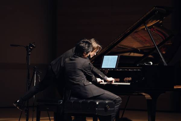 ピアニスト小瀧俊治　故郷仙台のリサイタルシリーズ第9弾　米津真浩氏を迎えて初のピアノ連弾による超絶技巧満載のプログラム　カンフェティでチケット発売