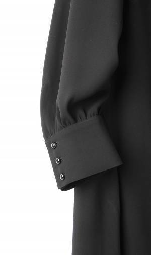 ＜洋服の青山＞ フォーマルシーンでのマナーを守りながらデザイン性に重視 セレモニーや冠婚葬祭に着回せるフォーマルワンピースを初企画