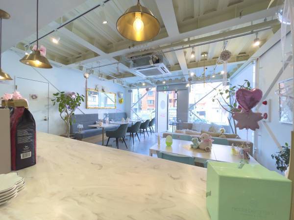 【西麻布・六本木】乃木坂46公認店に認定！おひとりさまで楽しめるカフェ