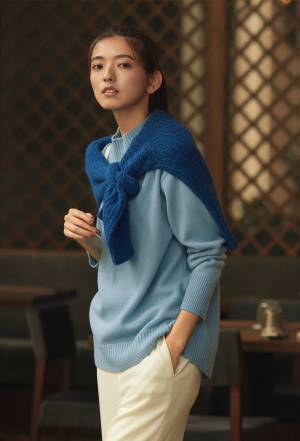 INDIVI（インディヴィ） 「『シーン別』に着こなす好印象ニット」  10月27日（金）よりWEBサイトにて公開