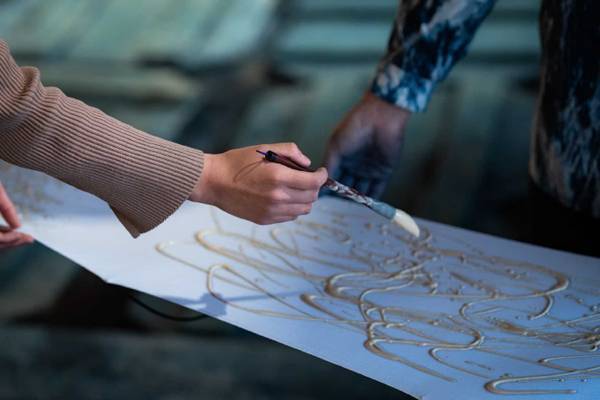 【界 鬼怒川】200年の歴史を継ぐ「黒羽藍染」の若手職人による工房ツアーを開催～伝統工芸の技を体験、世界に1つだけの手ぬぐい作成～｜期間：2023年3月1日～2024年2月20日