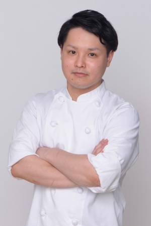 日本最大級の洋菓子コンテスト「ジャパンケーキショー東京2022」で部門最高賞を獲得したボンボンショコラを数量限定販売【パティスリーQBG／レディベア】