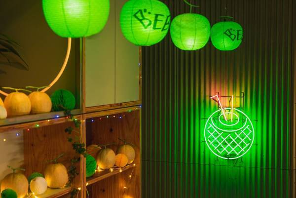 【BEB5土浦】今年は“メロンまるごとハイボール”が登場！メロンを片手にみんなで乾杯！「BEBメロンビアナイト」開催～茨城県が生産量日本一のメロンを楽しみ尽くす～｜期間：2023年6月1日〜8月31日