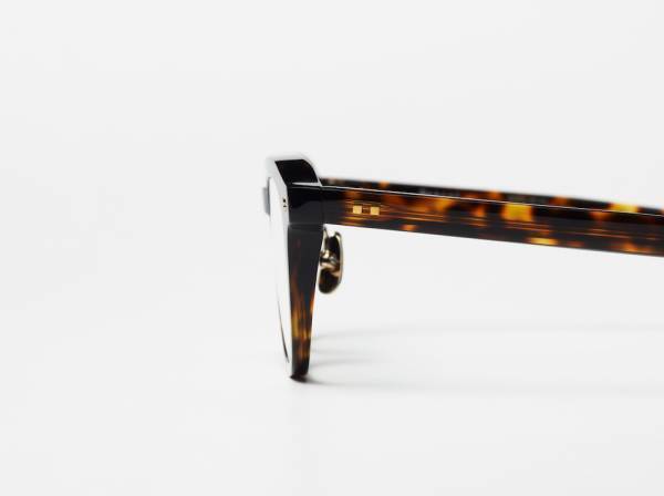 パリミキより、トレンドラインでありながら、 研ぎ澄まされたデザイン性を持ったアイウェア、 「Reboot」よりニューコレクションが新登場！