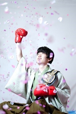 スポニチ創刊75周年記念 「藤井聡太王将　写真展」を開催