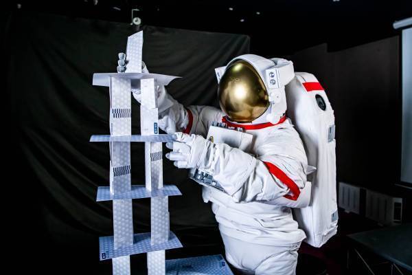 リアル脱出ゲーム新店舗「大阪南堀江店」、 開催公演第2弾が『謎だらけの火星からの脱出』に決定！