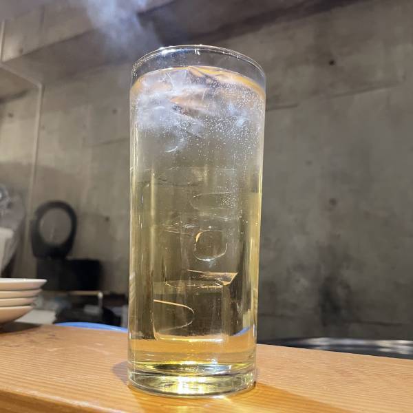 【居酒屋・ラーメン・占い・ギター・婚活】まさしく「異空館」が新大久保にオープン！