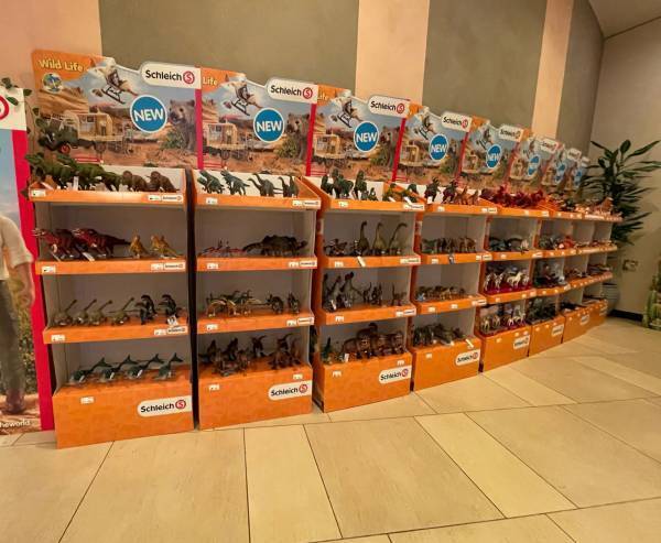 SPA＆HOTEL舞浜ユーラシア 「シュライヒコラボ」第3弾開催！