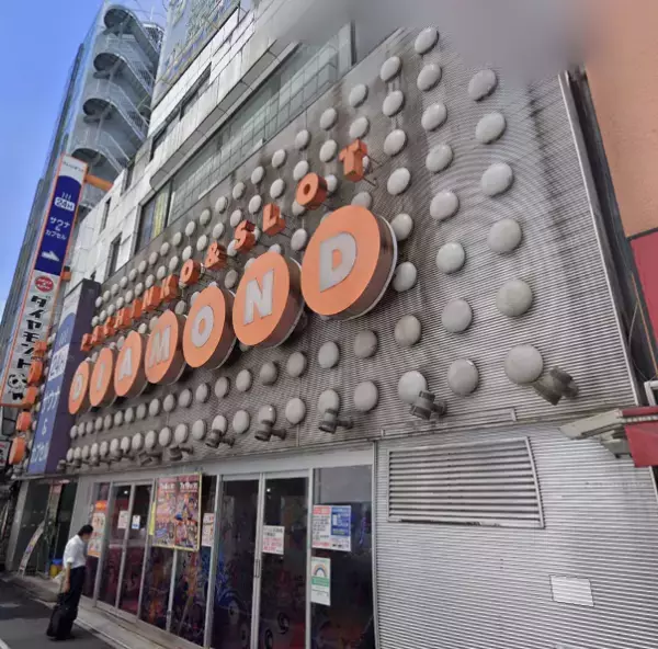 天高6.5m！まるで秘密基地のような元サウナの巨大完全スケルトン物件がテナント募集開始！