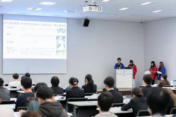 大阪国際大学の学生が大学コンソーシアム大阪「地域連携学生フォーラム　in Osaka 2023」にて登壇発表