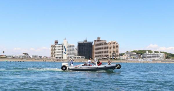 江ノ島や富士山、絶景を一望する貸切クルージングの12月分予約をちょっとヨットビーチマリーナにて受付中！