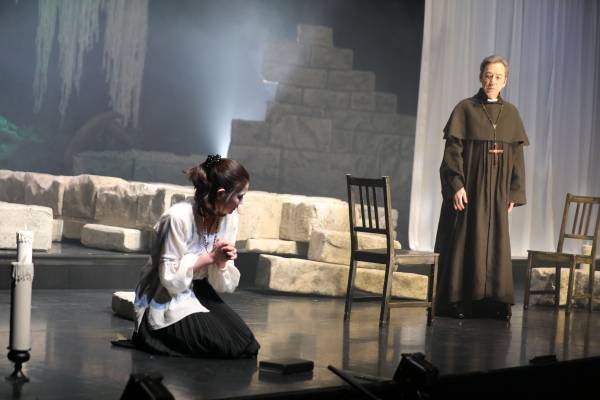 板尾創路と松田凌が「誰も観たことがない舞台」に挑む！甲斐さやか作・演出『聖なる怪物』開幕