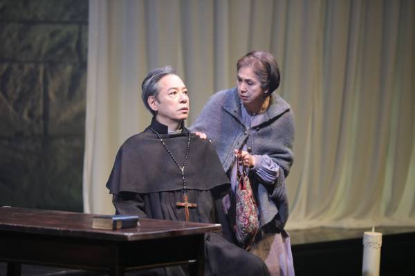 板尾創路と松田凌が「誰も観たことがない舞台」に挑む！甲斐さやか作・演出『聖なる怪物』開幕