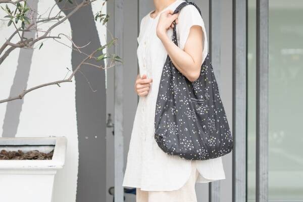 【「すみっコぐらし」デザインが新登場！】手のひらサイズのエコバッグ「NANOBAG」蔦屋家電で常設販売開始！