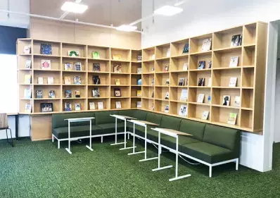 【利用者募集中】利用自由度の高いコワーキングと最新機器が充実したファクトリーを併設している「港区産業振興センター」の情報を紹介しております。