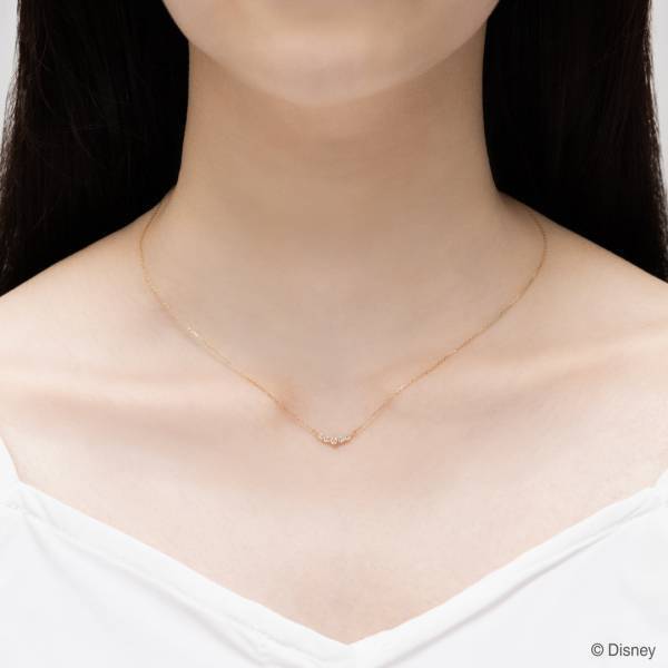 新作ディズニー映画『ウィッシュ』をテーマにしたジュエリー ダイヤモンドネックレス、プレートネックレス、ピアス12月8日(金)新発売。 ヒロイン「アーシャ」や「スター」をモチーフにきらめくデザイン