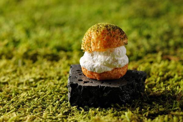 【奥入瀬渓流ホテル】苔スイーツ！？苔をイメージしたフィンガーフードを堪能「苔アフタヌーンティー」新登場～味はもちろん、見た目も楽しい、心が弾むアフタヌーンティー～｜期間：2023年6月1日～8月31日