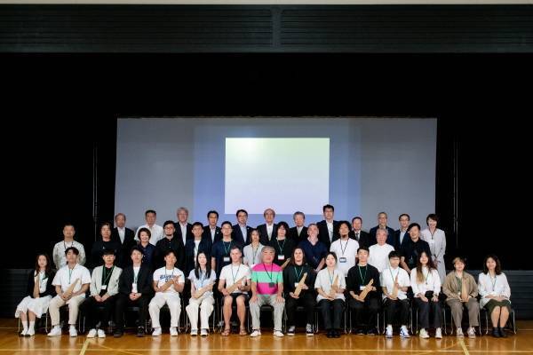 【北海道 東川町】第３回「隈研吾 & 東川町」KAGUデザインコンペ各賞が決定！ ユルギス・グラスマニスさんが隈研吾賞（最優秀賞）を受賞