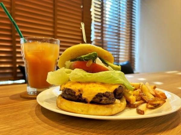 聖蹟桜ヶ丘【自家製パン＆A5和牛パティ】全て手作りにこだわったハンバーガー「MEAT DINER SHAKIRI(シャキリ)」がオープン!