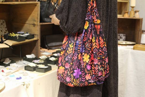 新オープン！東京ミッドタウン八重洲にて手のひらサイズのエコバッグ「NANOBAG」の販売を開始！