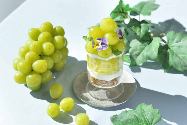 【星のや富士】河口湖の絶景を望むテラスで山梨の三大フルーツを味わう「グランピングフルーツ朝食」を提供 ～アウトドア器具を用いて料理を仕上げる体験も～｜期間：2023年7月1日～8月31日