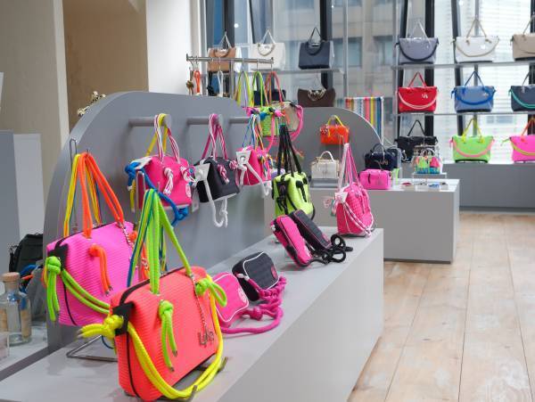 L4K3（レイク）SHOPが12/19(火)11時 東急プラザ銀座5FにOPEN！