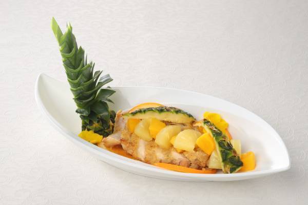 ホテル京阪 京都 グランデ 金・土・日・祝日限定！「ハワイアンフェア～AKAAKA～」 を開催します