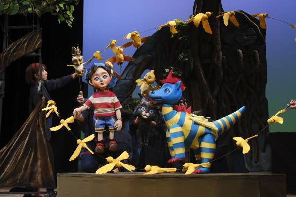 人形劇団プーク待望の新作『エルマーとりゅう』原作者R・S・ガネット生誕100年 ＆ 日本語版刊行60周年 ＆ 世界初の人形劇化　トリプル記念公演！カンフェティでチケット発売