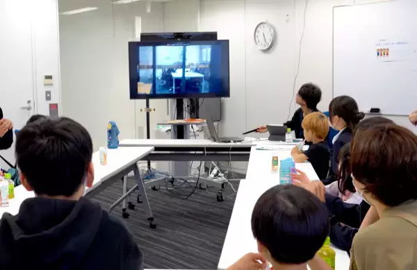 LeTechは「山王こどもセンター」のこども達と「看板・サインの歴史を学ぶ会」を実施しました