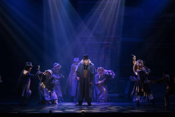 松村雄基・杉本彩・吉田要士らが贈るミュージカル『クリスマス・キャロル』開幕！　「心温まる最高に幸せな気持ちになれるミュージカル」