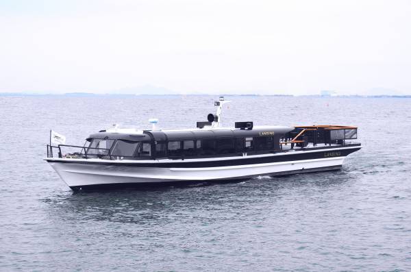 びわ湖の恵みクルーズ【夏】 ウロリ漁見学とビワマスin沖島を開催